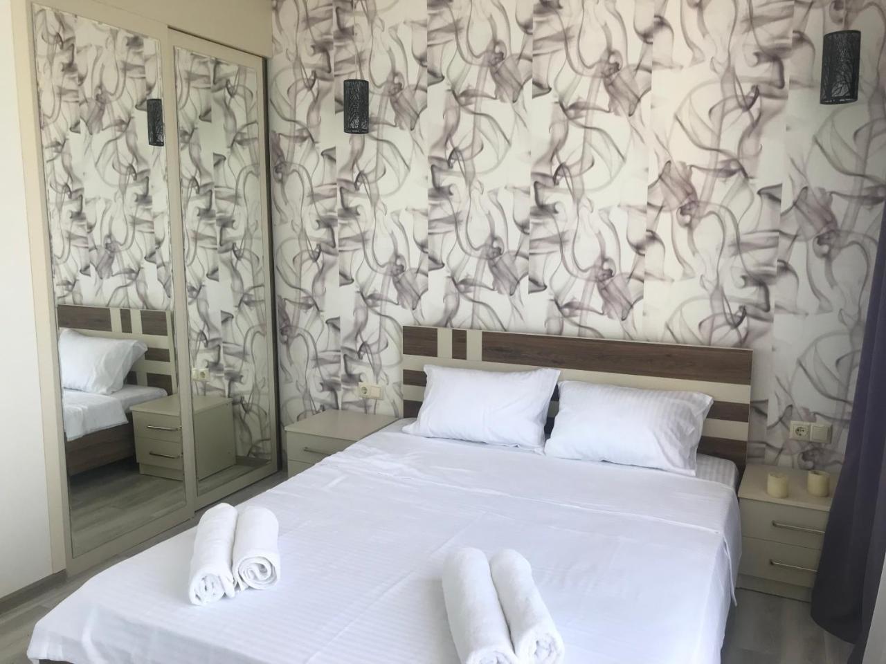 Wonderland Hotel Chakvi Ngoại thất bức ảnh