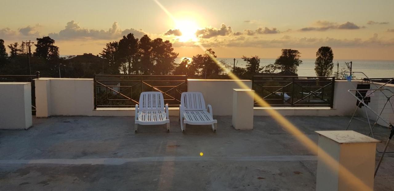 Wonderland Hotel Chakvi Ngoại thất bức ảnh
